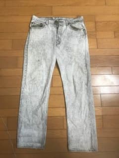 ⭐︎Levi's⭐︎ケミカルウォッシュジーンズのサムネイル