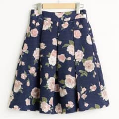 MAJESTIC LEGON♡バラ柄フレアスカートのサムネイル