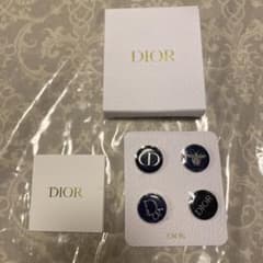 Dior バッヂのサムネイル
