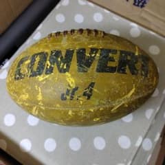 希少 革 CONVERT Jr.4 ラグビーボール 中古 レア レトロ 希少 革 CONVERT Jr.4 ラグビーボール 中古 レア レトロ - メルカリ