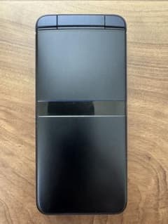 【美品】docomo DIGNO ケータイ KY-42C ブラックACアダプタ付のサムネイル