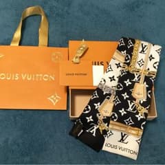 ルイヴィトンコンフィデンシャルバンドーモノグラム  未使用品のサムネイル
