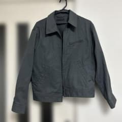 ユニクロ　短丈ジャケットのサムネイル