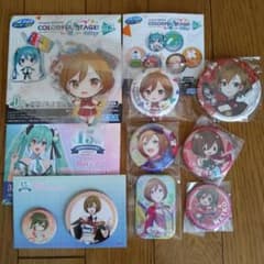 MEIKO 缶バッジ アクリルスタンド グッズセット MEIKO アクリルスタンド、缶バッジ 7種セット - メルカリ