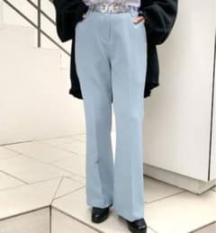 WHO'S WHO gallery センタープレスフレアパンツのサムネイル