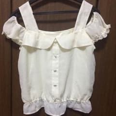 オフショルトップスのサムネイル