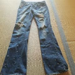 ゆうちゃん様専用☆CECIL McBEE　ダメージジーンズ☆のサムネイル