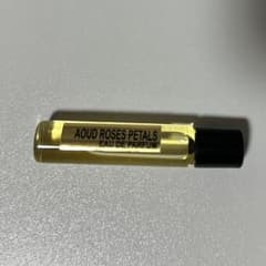 AOUD ROSES PETALS モンタル 香水 サンプルのサムネイル