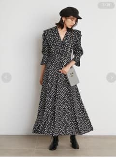 SNIDELロングワンピースのサムネイル