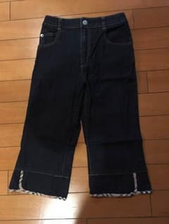 【お値下げしました】バーバリー 子供服 デニムパンツのサムネイル
