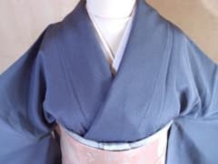 未使用 単衣 色無地（細筋文）裄67 正絹美品 - メルカリ