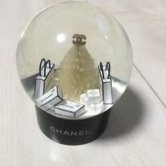 シャネル・スノードーム送料込みのサムネイル