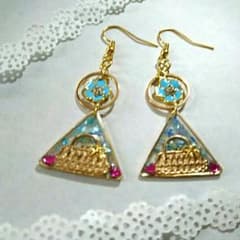 ハンドメイド☆ピアス☆バッグのサムネイル