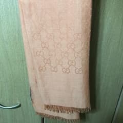 GUCCI オレンジ色ストールのサムネイル