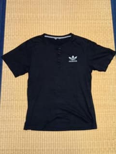 adidas Originals ヘンリーネック Tシャツ ブラック Mのサムネイル