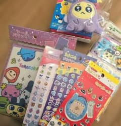 たまごっちシールバインダー＆シール＆ぬいぐるみ＆ティッシュのセットのサムネイル