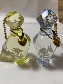 ディズニー プリンセス 香水瓶風 マスコット 2種セットのサムネイル