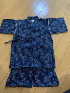 くろわっさんすべべ　甚平　110センチ　花火柄のサムネイル