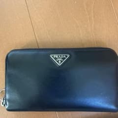 PRADA サフィアーノレザー 長財布 黒のサムネイル