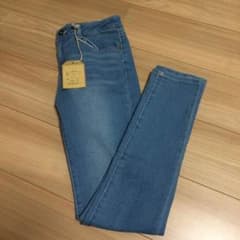新品タグ付き ソウルベリー ストレッチスキニーデニムパンツLのサムネイル