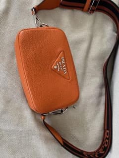PRADA オレンジ ショルダーバッグ ヴィッテロダイノソフトのサムネイル
