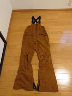 サチ様専用！！VOLCOM レディーススノーボード パンツのサムネイル