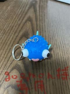 青い魚のシリコンキーホルダーのサムネイル
