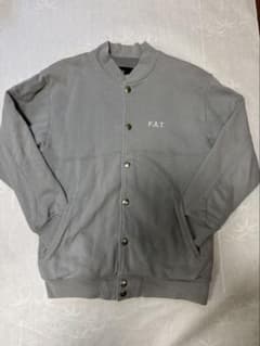 FAT スウェットスタジャン グレー バックロゴ - メルカリ