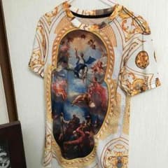 総柄Tシャツのサムネイル