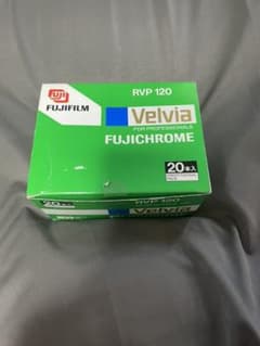 富士フィルム　Velvia 120 （使用期限切れ）のサムネイル