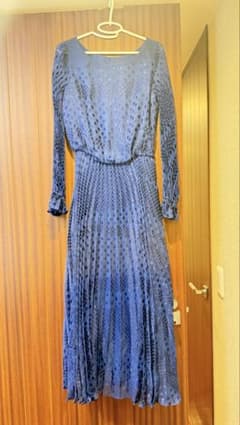 EMPORIO ARMANIダークブルー パーティードレスのサムネイル
