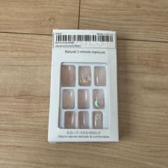 Natural 2-minute manicure ネイルチップ 24個入りのサムネイル