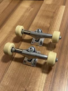THUNDER TRUCKS TITANIUM LIGHTS 3 147のサムネイル