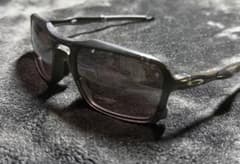 OAKLEY TRIGGERMAN オークリートリガーマン ブラック