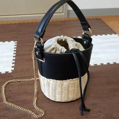 新品❗ZARA かごバッグのサムネイル