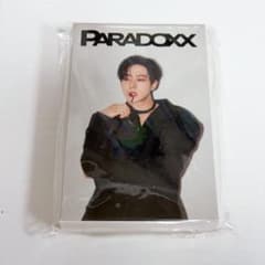 ONEPACT ジョンウ PARADOXX フォトカードアルバム - メルカリ