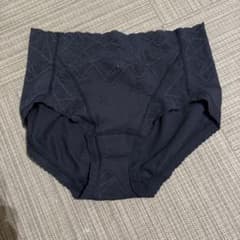 カーヴィシャスカレス フィットショーツ M - メルカリ