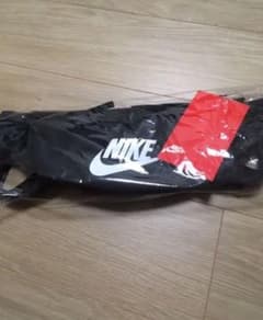 新品ナイキショルダーバッグのサムネイル
