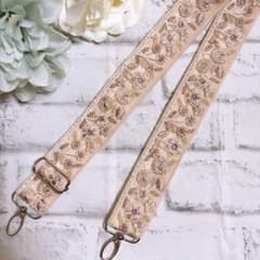 Thumbnail of インド刺繍リボン　スマホショルダー　ショルダーベルト　バッグ　　NO4106