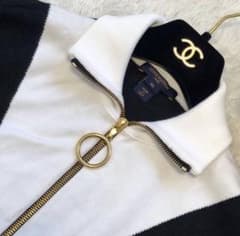 極美品］ルイヴィトン Vロゴ ロゴパッチ マルチカラー ニット