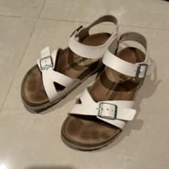 BIRKENSTOCK ホワイトサンダル 35のサムネイル