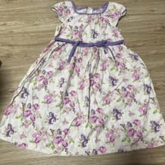花柄ワンピースのサムネイル