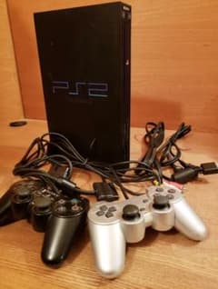 PS2本体　コントローラー2個　ガンコン1個　ソフト8本セットのサムネイル