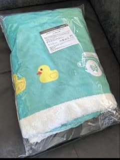 Jeep オリジナルアヒルプリント フリースブランケット 新品未使用] Jeep オリジナル ブランケット - メルカリ