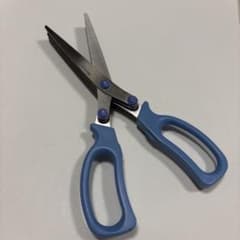 シュレッダーハサミのサムネイル