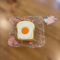 MOMO 朝食目玉焼きトーストのサムネイル