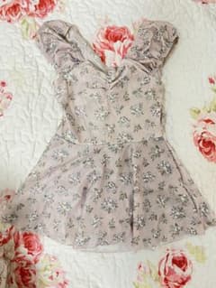 花柄ワンピース　水着　UVカットのサムネイル
