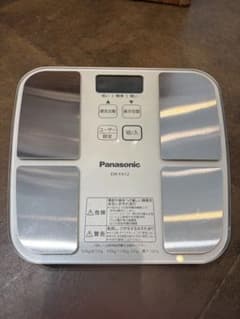 Panasonic パナソニック 体組成計 EW-FA12 ホワイト 体重計のサムネイル