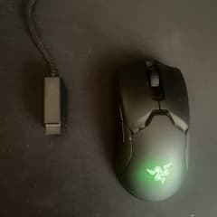 Razer ゲーミングマウス Viper Ultimate 高速無線 軽量のサムネイル