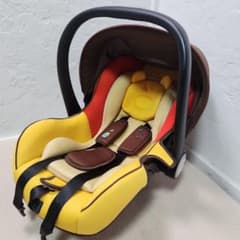 Excellent condition Disney Winnie the Pooh First Carry Baby Seat